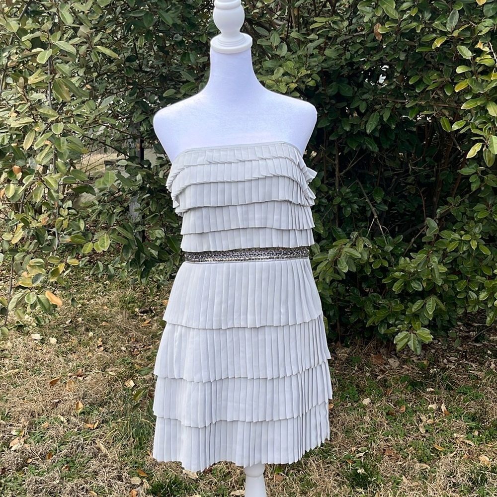 Laundry by Shelli Segal Pleated Embellished Mini Party Dress Size 2 Ruffles
